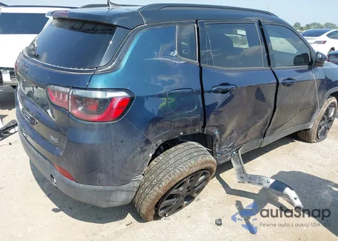 2024 Jeep Compass Latitude 4X4 z USA, uszkodzony, nr VIN 3C4NJDBN0RT165078